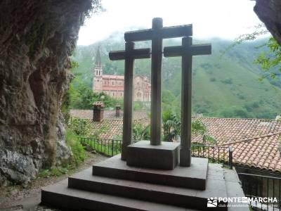 Descenso Sella;Lagos Covadonga-Picos Europa; grupo senderista los arribes del duero